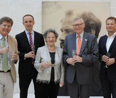Karl Hohenlohe (Kurier Kolumnist), Tobias G. Natter (Museologischer Direktor, Leopold Museum), Elisabeth Leopold, Peter Zimpel (Klimt-Großneffe), Peter Weinhäupl (Managing Director, Leopold Museum) © Leopold Museum im MQ/APA-Fotoservice/Bargad