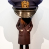 Erwin Wurm, New York Police Cap Gold, 2010 © Courtesy Galerie Thaddaeus Ropac, London – Paris – Salzburg Foto | Photo: Leopold Museum/Lisa Rastl, Installationsansicht | Installation view Leopold Museum, Wien | Vienna © Bildrecht, Wien, 2017