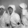 ATELIER D'ORA | Countess von Haugwitz-Széchényi, Countess Khevenhüller-Fürstenberg and Countess Marie Choloniewska serving in the Red Cross during the First World War | 1914 © ullstein bild collection | Photo: Madame d'Ora - ullstein bild collection