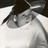 ATELIER D’ORA | Madame Agnès with a hat made of velvet with transparent brim | c. 1936 © Photoinstitut Bonartes, Vienna | Photo: Photoinstitut Bonartes, Vienna