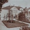 ANONYMOUS PHOTOGRAPHER, Villa Rothberger, view from the garden, c. 1915 © Private Collection, Photo: Leopold Museum, Vienna/Manfred Thumberger