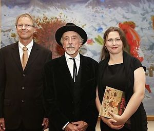 Arik Brauer mit den Kuratoren Dr. Franz Smola, museologischer Direktor des Leopold Museum und Alexandra Matzner © Leopold Museum/APA-Fotoservice/Rossboth