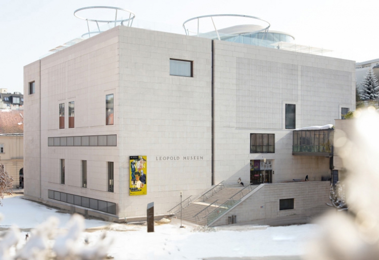Leopold Museum Weihnachten Schnee © Ouriel Morgensztern