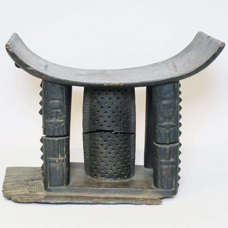 Aschanti, Ghana | Hocker | 1. Drittel 20. Jh. © Leopold Museum, Wien, Inv. 4873