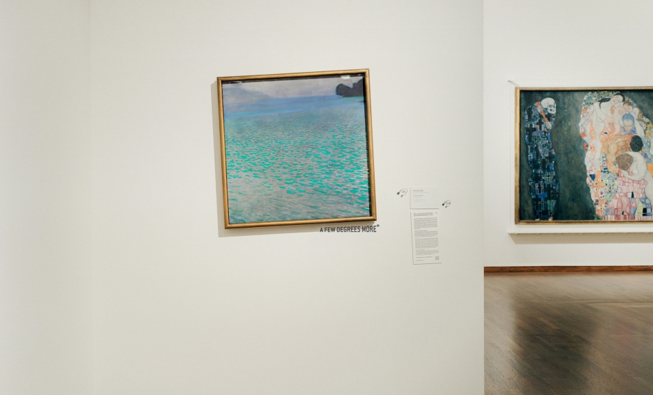 Ausstellungsansicht „A Few Degrees More". Kuratierte Intervention im Rahmen der Ausstellung „Wien 1900. Aufbruch in die Moderne" im Leopold Museum © Leopold Museum, Wien / Foto: Andreas Jakwerth