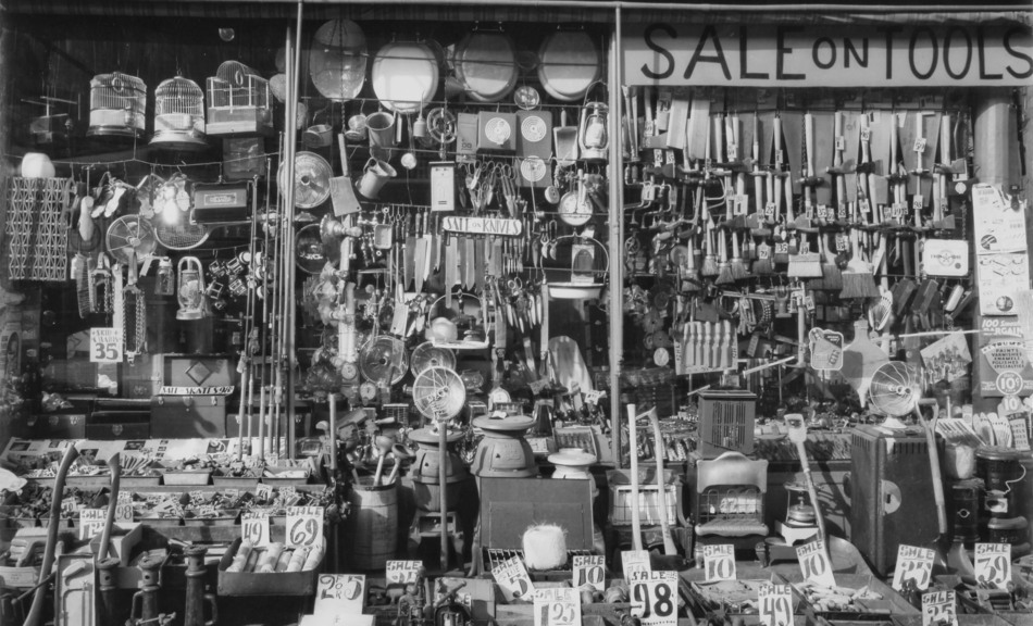 Berenice Abbott, Hardware Store Lower East Side, 316-318, Bowery, Bleecker Street, 1938 © Berenice Abbott / Commerce Graphics