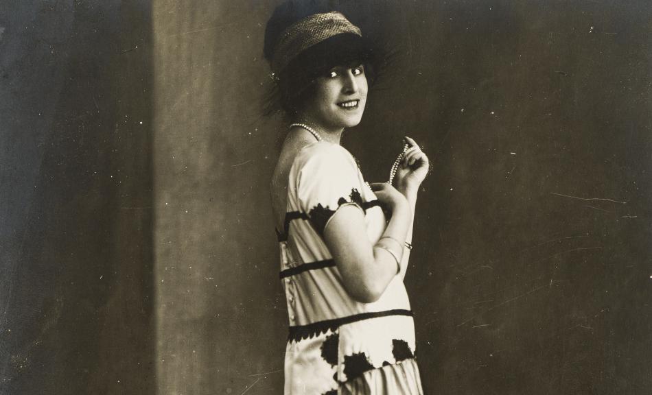 WIENER WERKSTÄTTE/WILHELM WILLINGER, Kleid entworfen von Eduard Wimmer-Wisgrill (1882–1961), 1919 © Leopold Museum, Wien | Foto: Leopold Museum, Wien