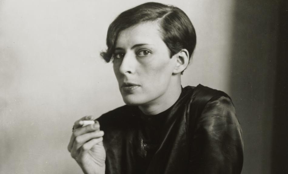 AUGUST SANDER, Secretary at the Westdeutsche Rundfunk in Cologne [Anneli Strohal], 1931; c. 1980 (print Gunther Sander) © Private collection | Photo: Private collection, Die Photographische Sammlung / Stiftung Kultur der Sparkasse KölnBonn – August Sander Archiv, Cologne; Bildrecht, Wien 2026